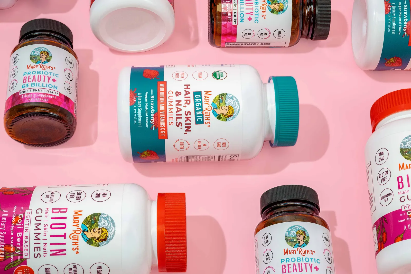MaryRuth’s bottle flat lay on a pink set